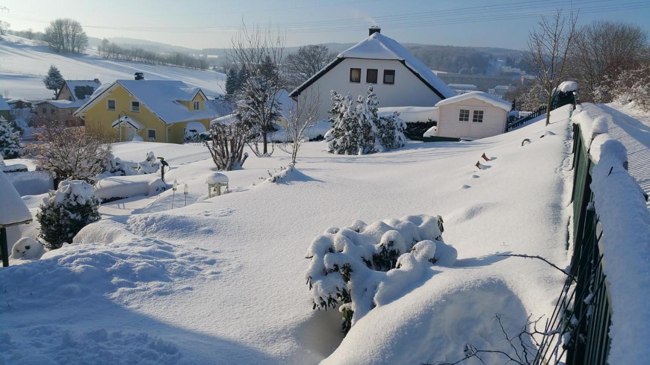 Im Erzgebirge Wandern, Fahrrad Fahren Oder Entspannen Ehrenfriedersdorf Exteriör bild